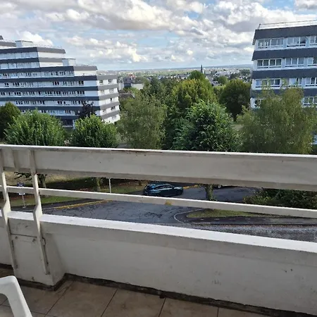 Apartamento Coquet Avec Balcon Nord, Proche Mémorial